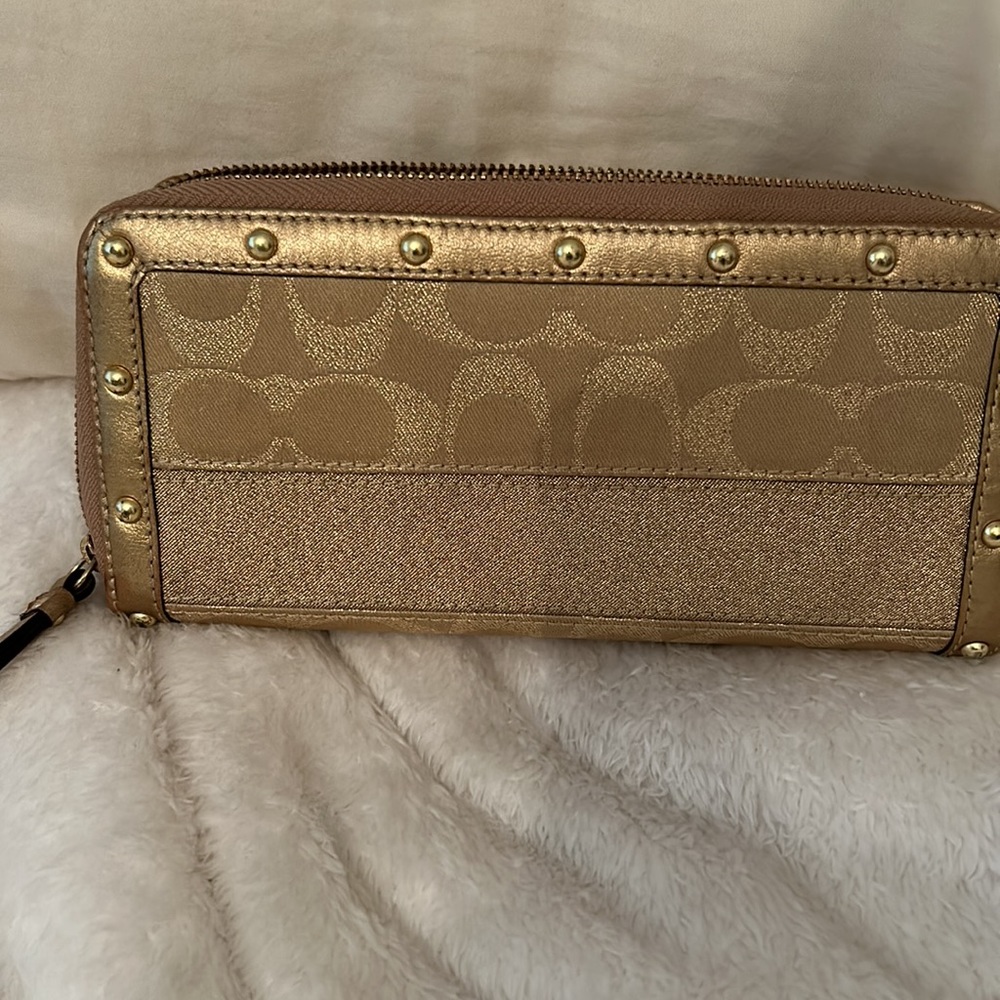 Coach Metallic Gold Signature Continental Wallet - Picture 5 of 5